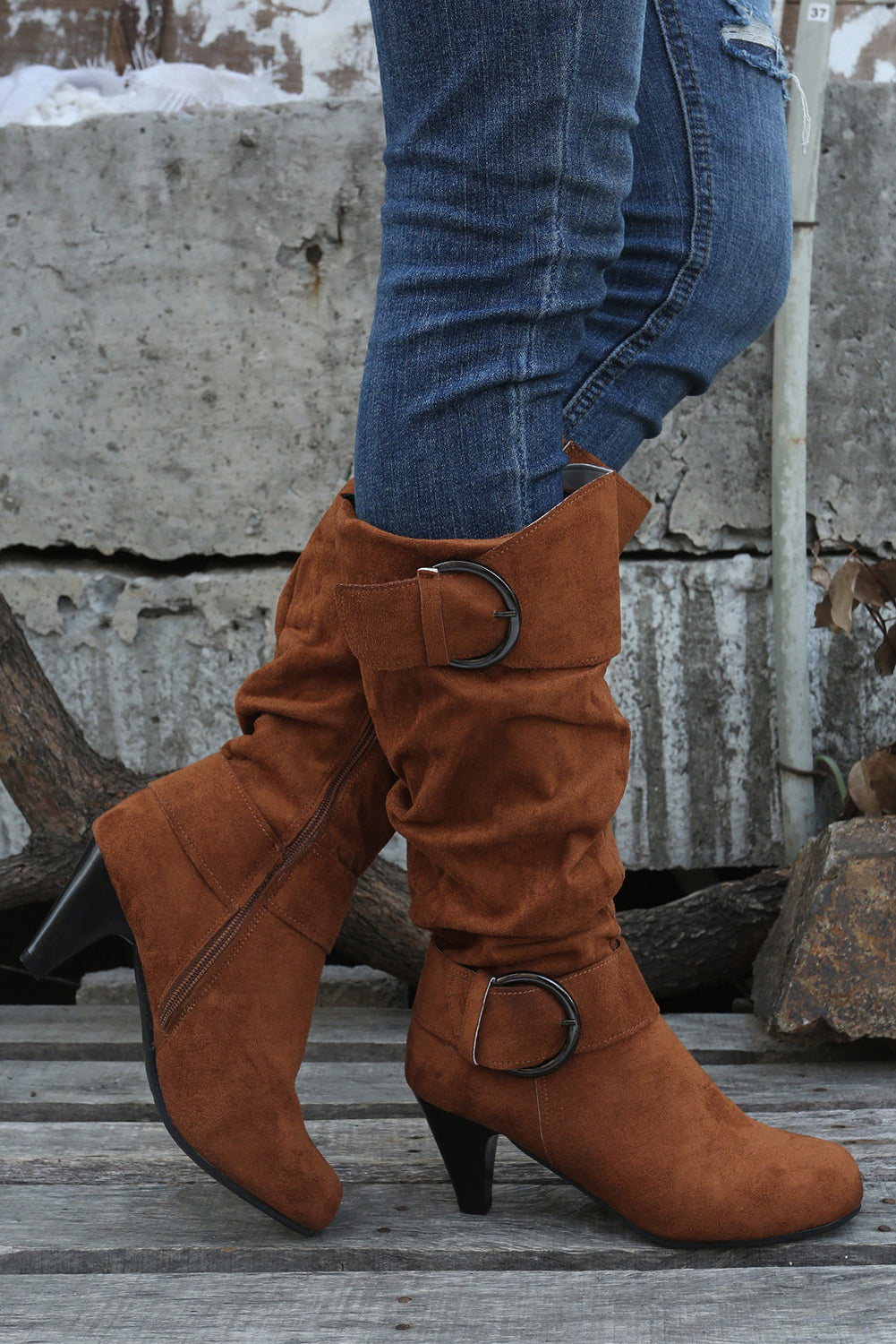 Chestnut Buckle Decor Ruched Zipper Heeled Boots